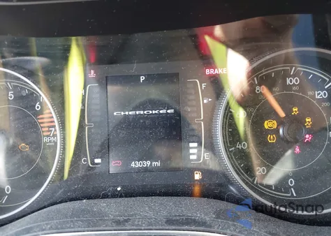 2019 Jeep Cherokee Altitude Fwd из США, поврежденный, VIN 1C4PJLLB4KD455665